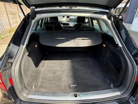 Audi A4, foto 8