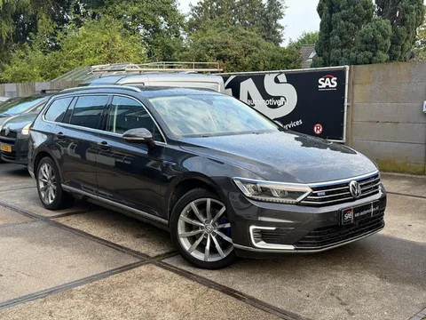 Volkswagen Passat, foto 1
