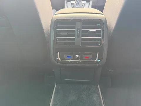Volkswagen Passat, foto 15