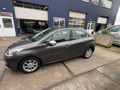 Peugeot 208, foto 4